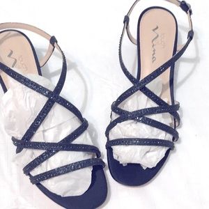 Touch Of Nina navy blue sandals size 7.5 new in box.